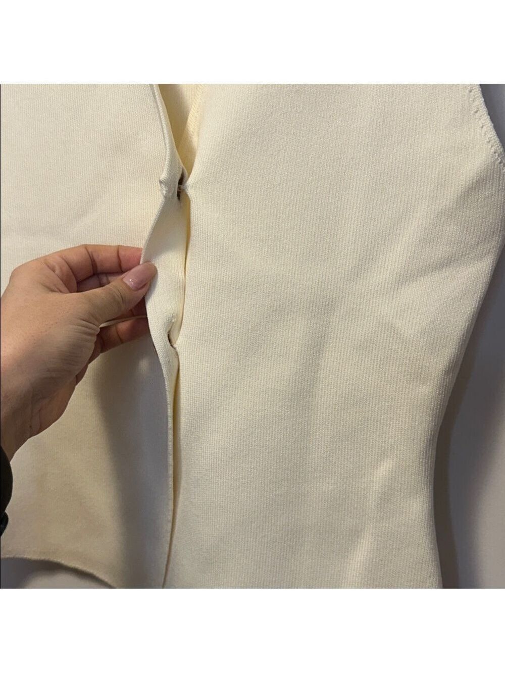 Zara Knit Asymmetrical Gold Button Ecru Vest Sleeveless Top - Picture 8 of 11